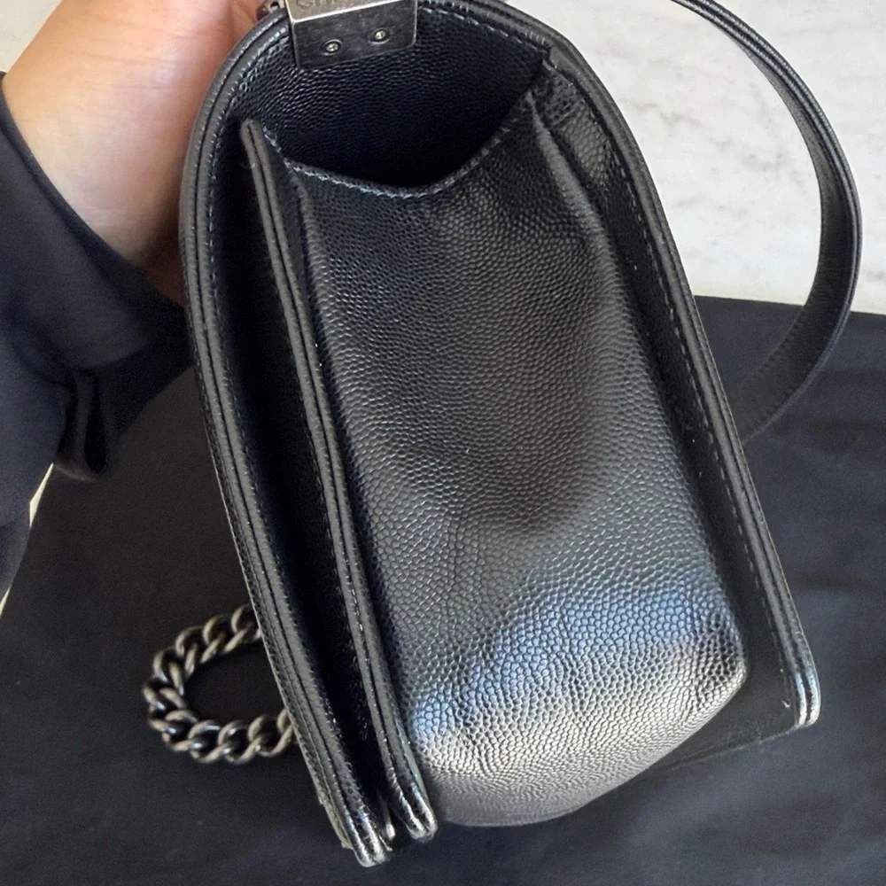 CHANEL Black Quilted Leather Medium Boy Flap Crossbody Bag - Picture 6 of 11